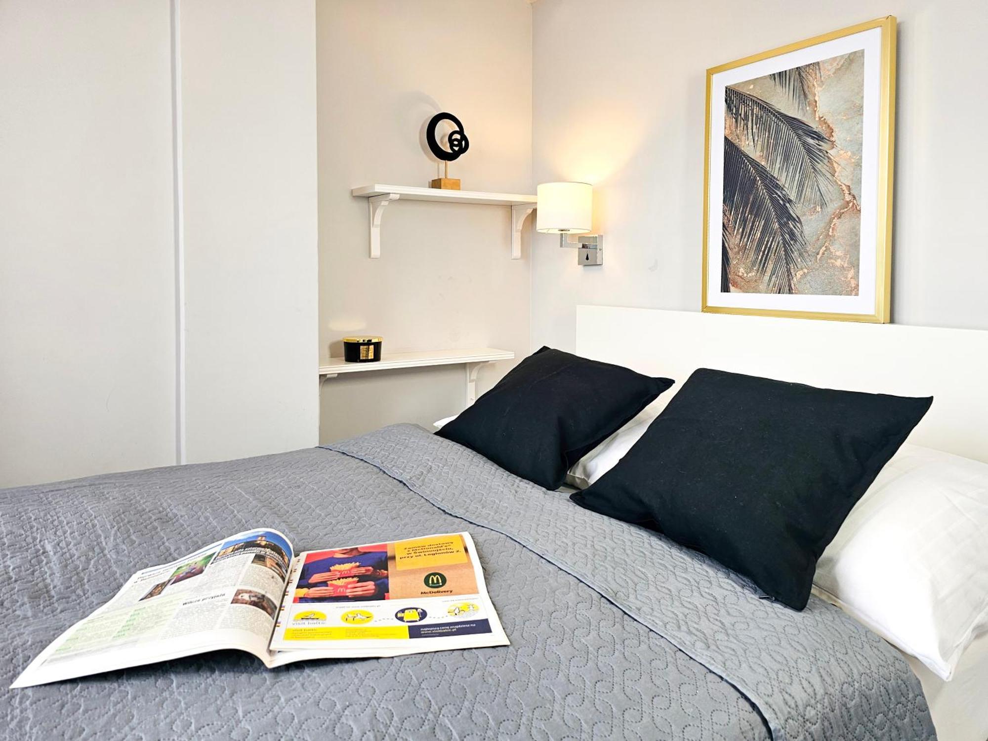 Visit Baltic - Platan Tower Grey Apartment ชวีโนวิชแจ ภายนอก รูปภาพ